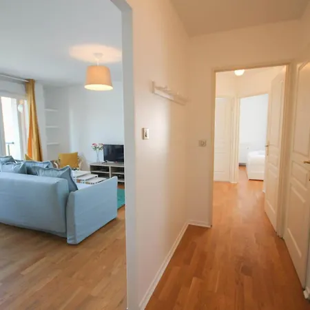 2ch Elevator, Terrace, Private Parking. Apartment *