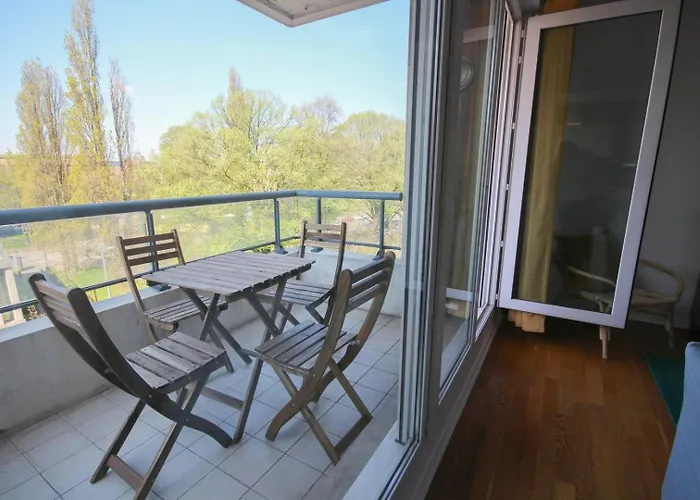 2ch Elevator, Terrace, Private Parking. * Lilla