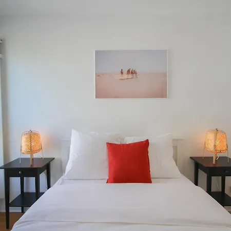 Hotel 2ch Elevator, Terrace, Private Parking. Lille