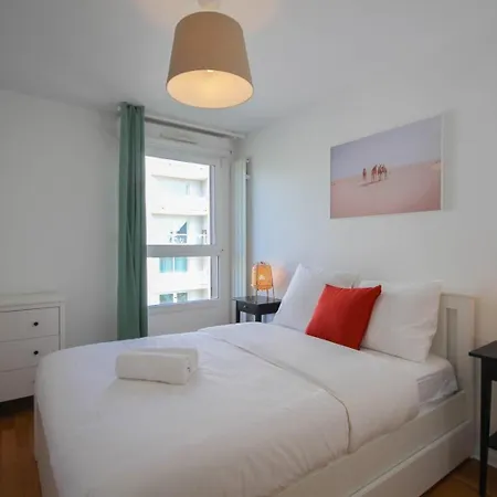 2ch Elevator, Terrace, Private Parking. Hotel *