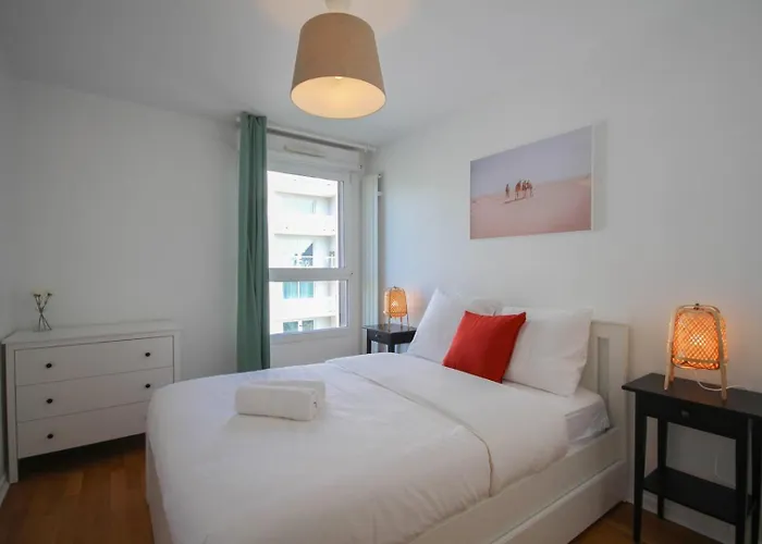 2ch Elevator, Terrace, Private Parking. Hotel *